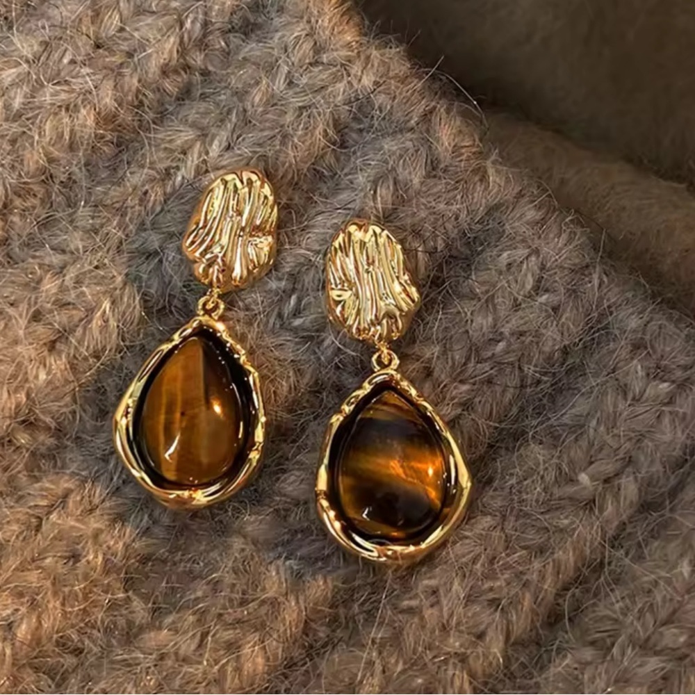 Amber Brown Teardrop Retro Chic Jewelry